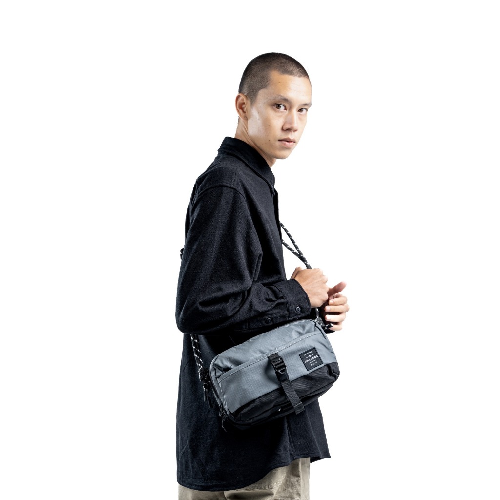 Sarina 1L Kalibre Pouch กระเป๋าสะพายข้างผู้ชาย 922113042