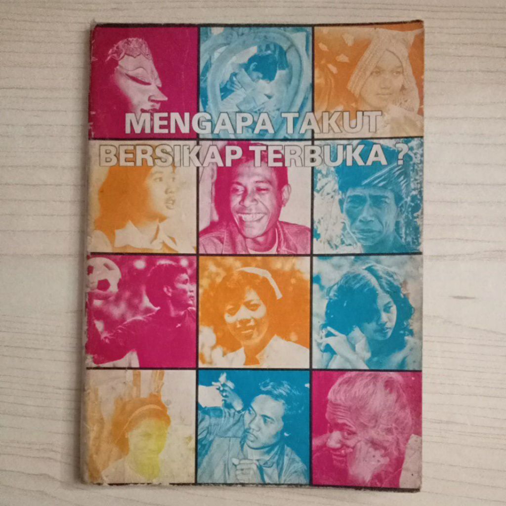 หนังสือ WHY คือ AFRAID OF OPEN