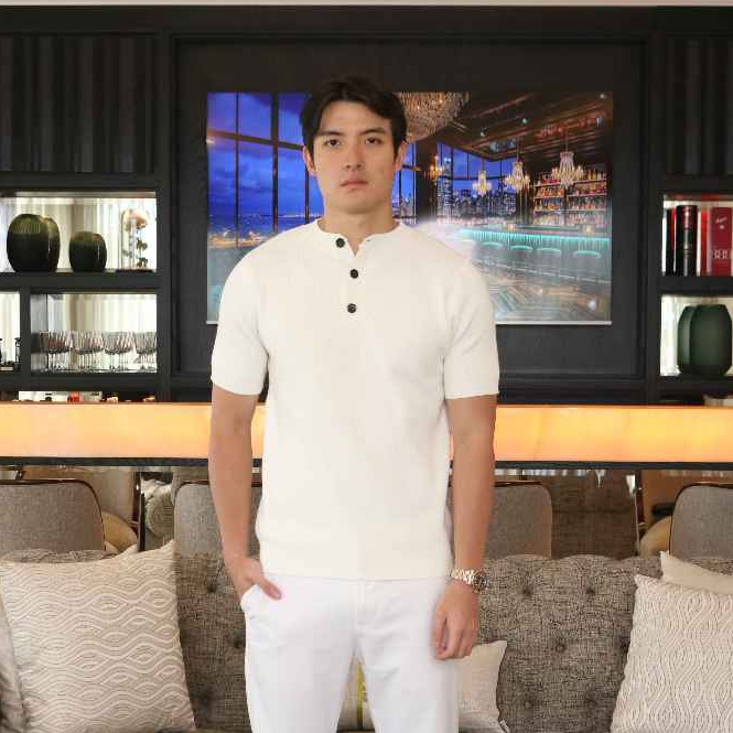 BRUNES - เสื้อยืดแขนสั้น Langham Henley Knit | เสื้อ henley บุรุษwear