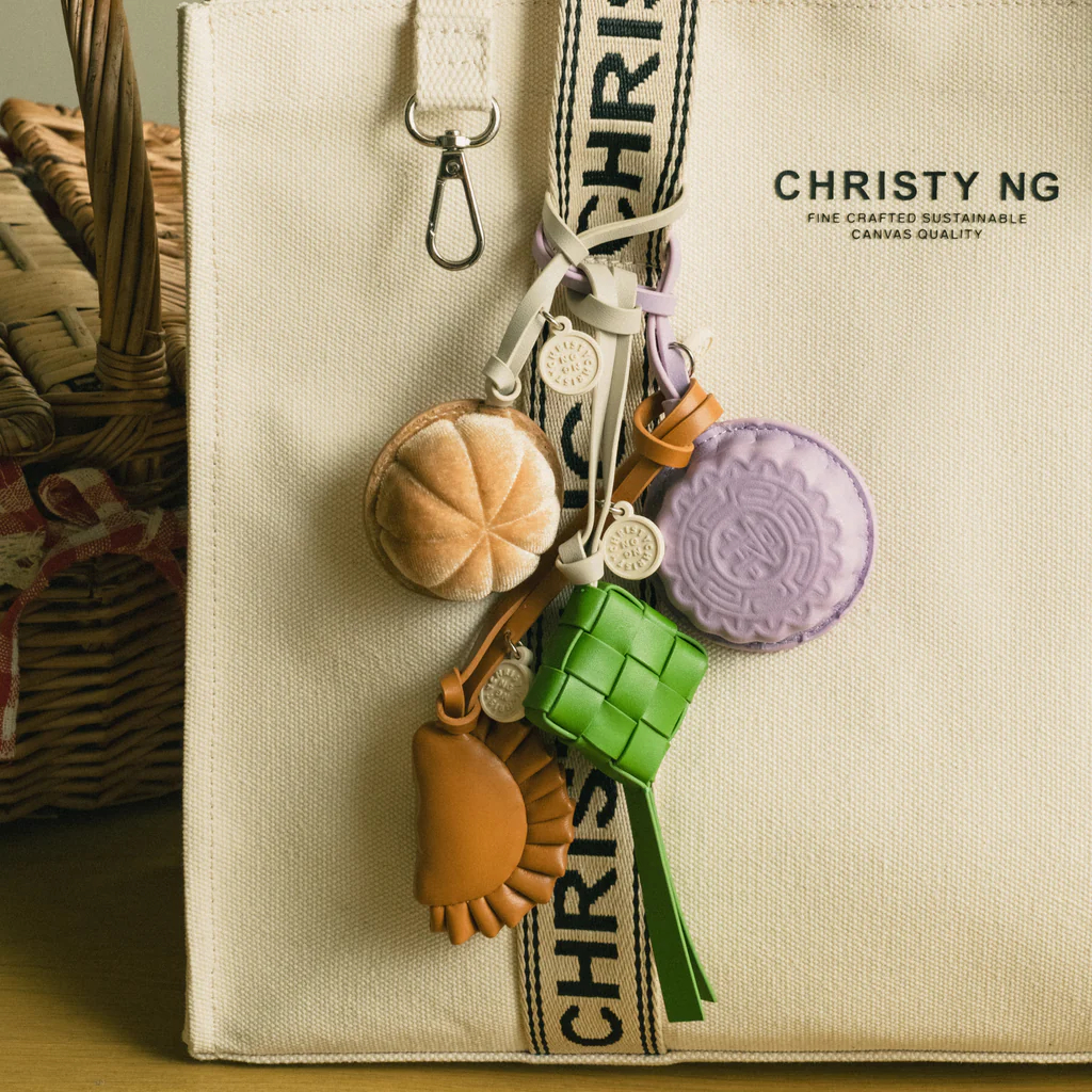 MERDIKA BAG CHARM CHRISTY NG LIMITED EDITION ต้นฉบับ 100%