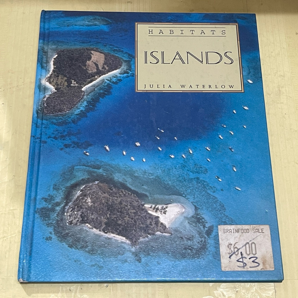 HABITATS ISLANDS Julia Waterlow หนังสือ