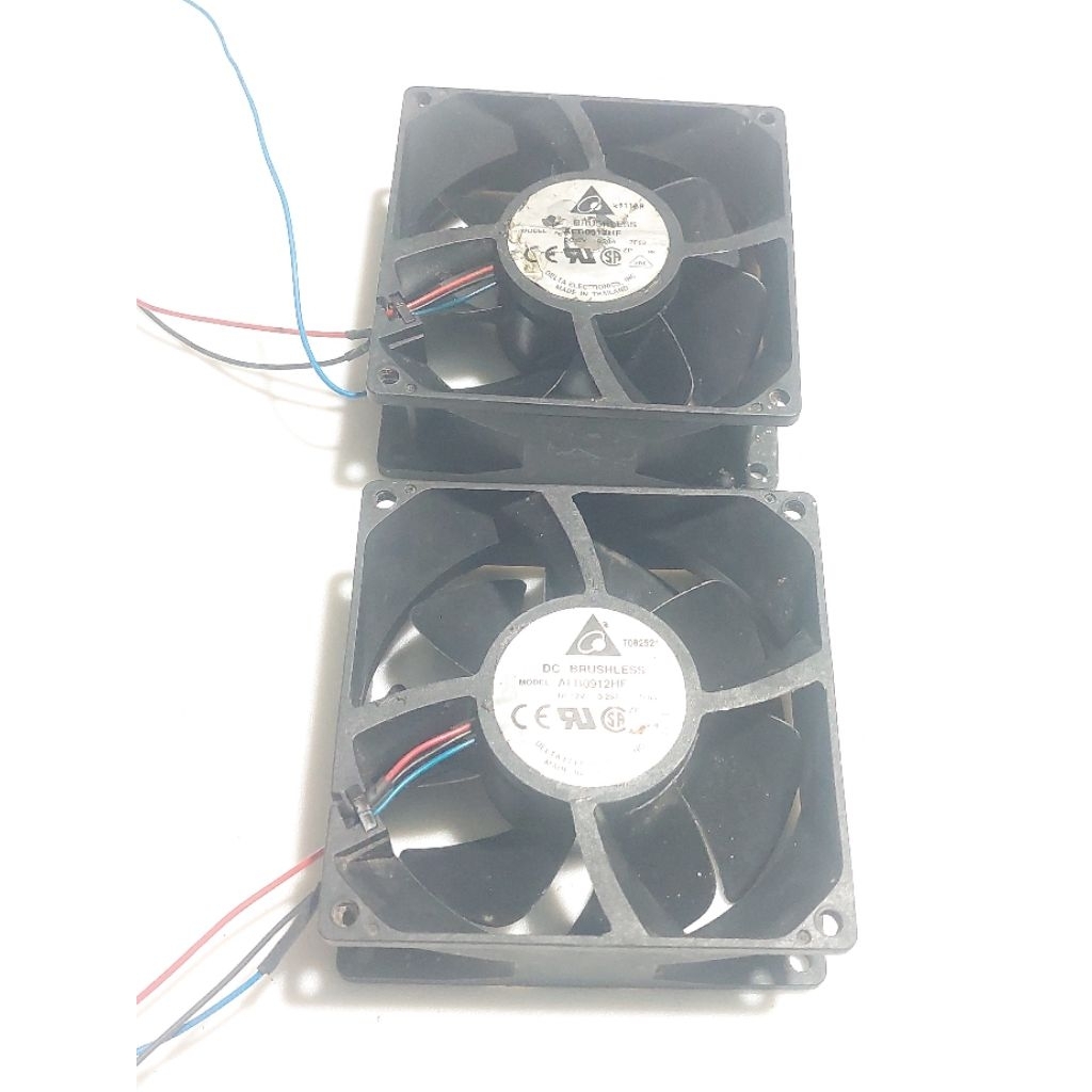 DC FAN 12VDC-9X9CM - 3CM THICKNESS - เดลต้าดั้งเดิม