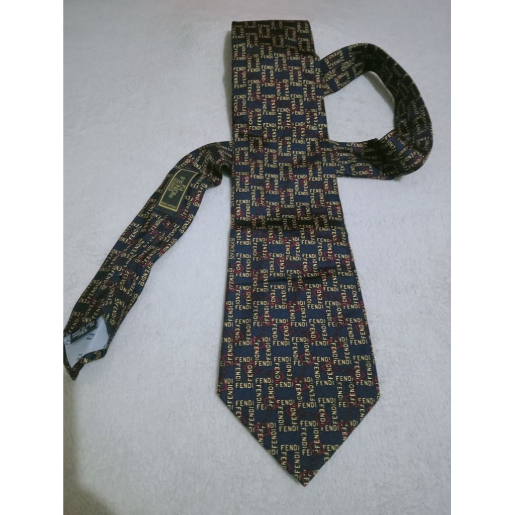Fendi Vintage 90s มือสอง Das/tiei