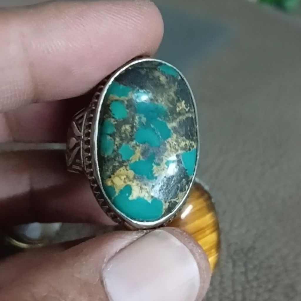 HIJAU NATURAL PERSIAN TURQUOISE GREEN OLD GOLD VEIN (D Dim.26 RING 7.5)