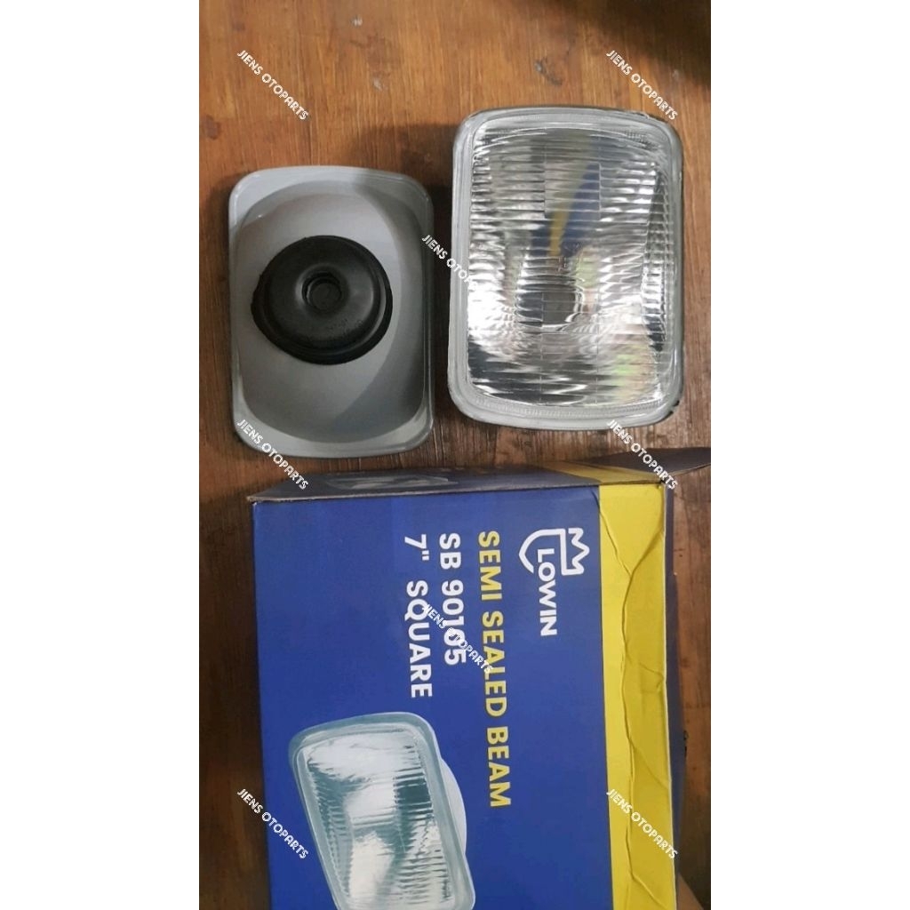 UNIVERSAL 7 INCH SQUARE HEAD LAMP/REFLECTTOR (L300, PANTHER, F70, KATANA, RINO) - ยี่ห้อ LOWIN - - H