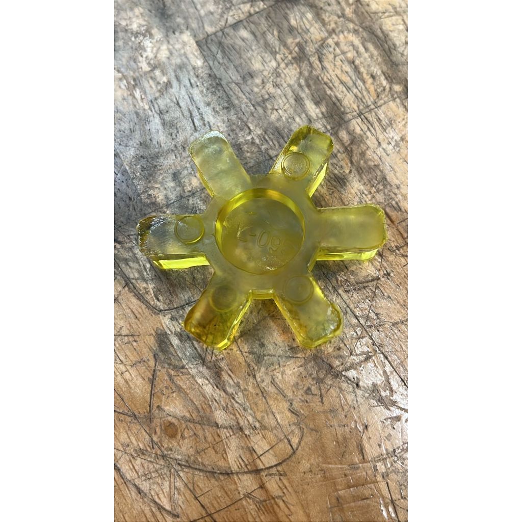 ELEMENT L095 PU / ยาง L095 PU