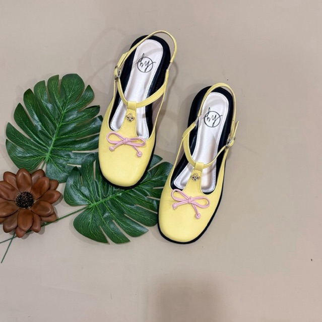 Hy_shoes. รองเท้า Aiko Marry Jane สีเหลืองพาสเทล