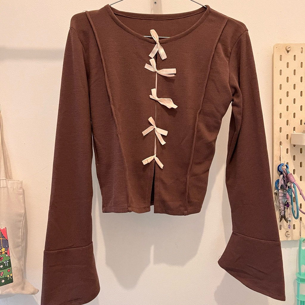 เสื้อผ้า coquette Preloved