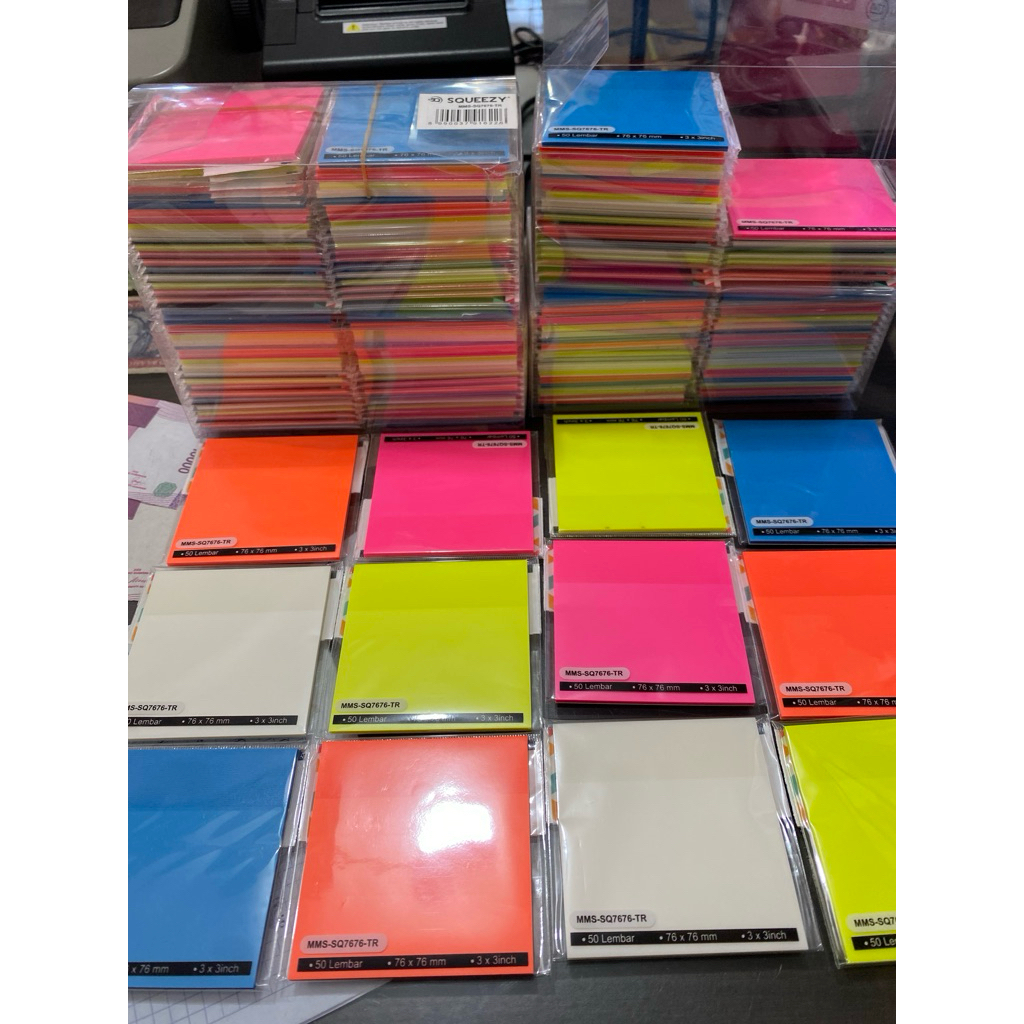 (1 ชุด = 50 แผ่น) 3x3 นิ้ว Note Stick / Squezzy Plastic Note Stick