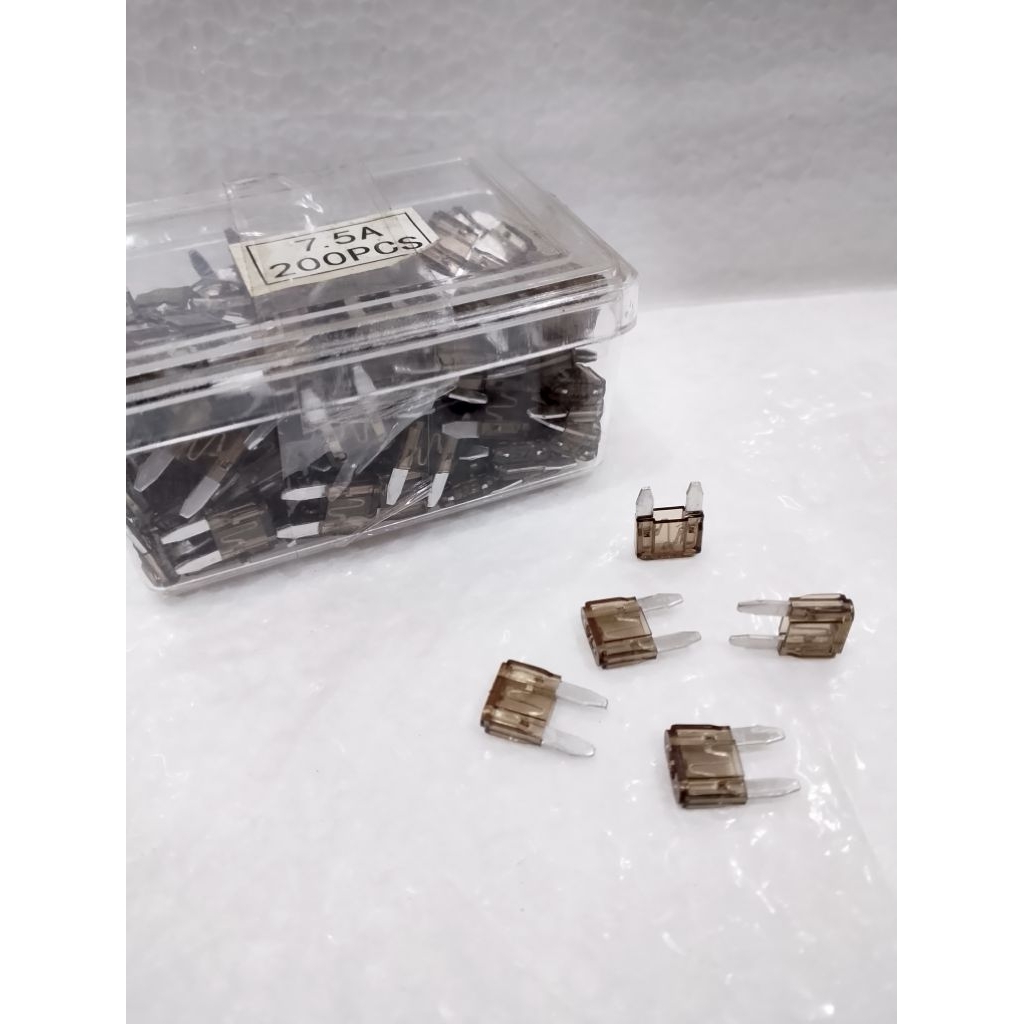 1 กล่อง 200 ชิ้น FUSE DX TANCAP MINI 7.5A 7.5A 7.5 CAMPERE