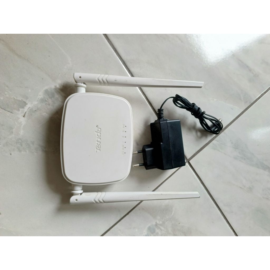 TENDA N300 เต็นท์เราเตอร์โมเด็มครบตามภาพ