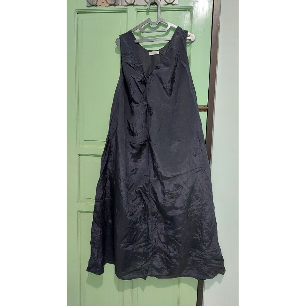 ชุดเดรส Maria Closet สีดําล่วงหน้า