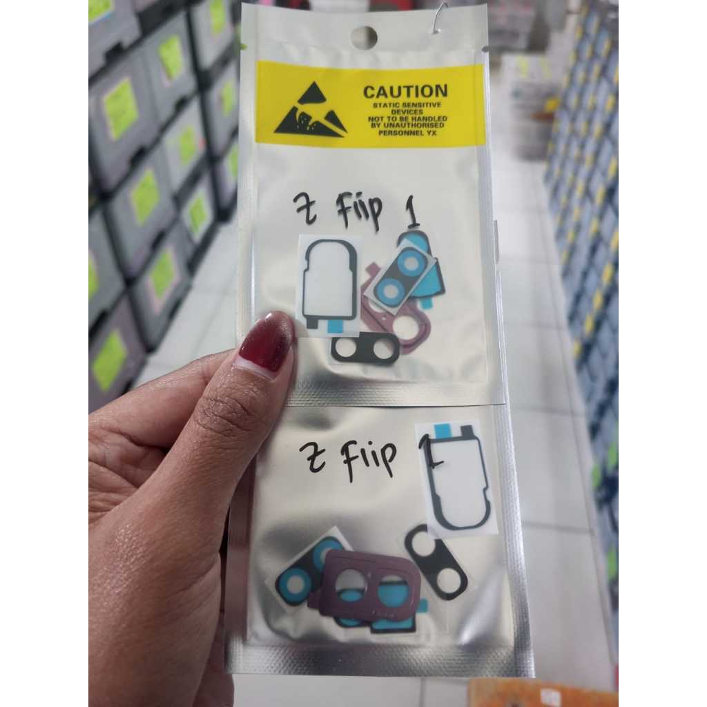 กระจกกล้อง + วงแหวนเลนส์กล้อง Samsung Z FLIP 1 สีแดง