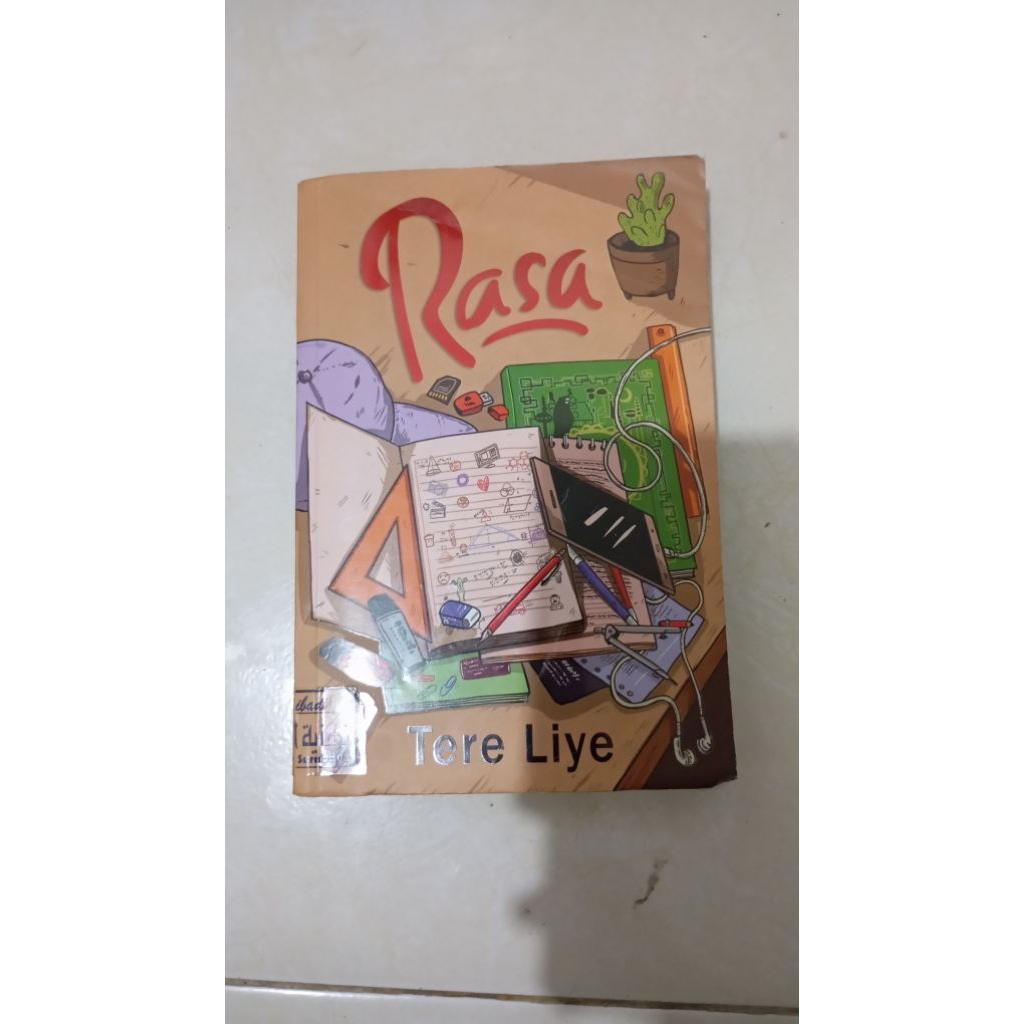 PRELOVED BOOK/NOVEL/READ