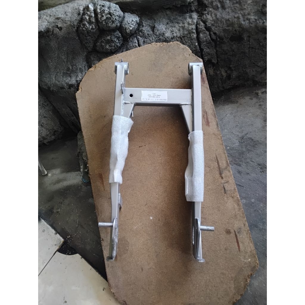 แขนหนา Honda Karisma 125 D. Karisma 125 DD หนา