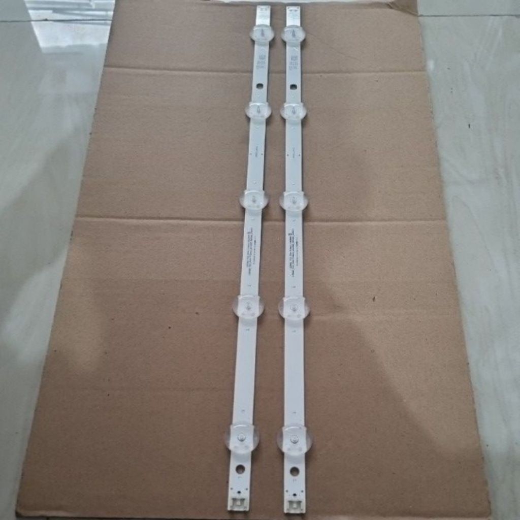 โคมไฟสากล 24 นิ้ว / 24 นิ้ว นํา โทรทัศน์ โคมไฟดัดแปลง / 43 นิ้วดัดแปลงตําแหน่งยืน..