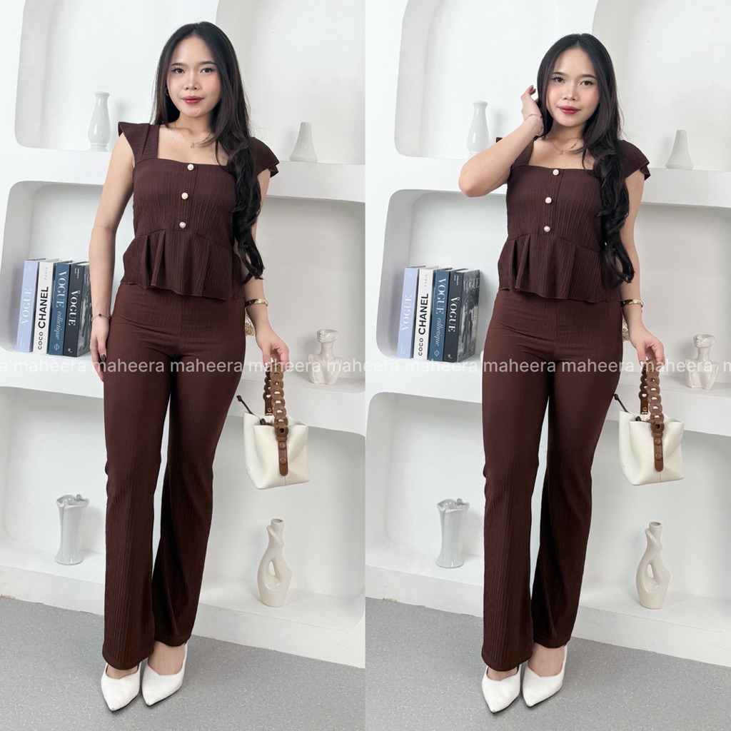 Yupa - Kinara One Lady Crush Premium Top + Pants Set