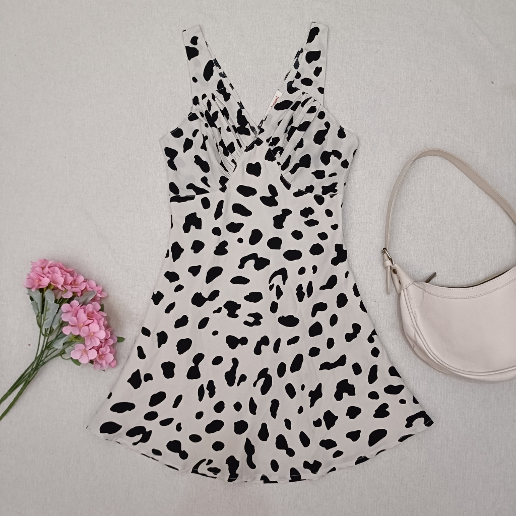 Y2K ชุดเดรสพิมพ์ลายวัว Grunge Gothic Aesthetic Outfit