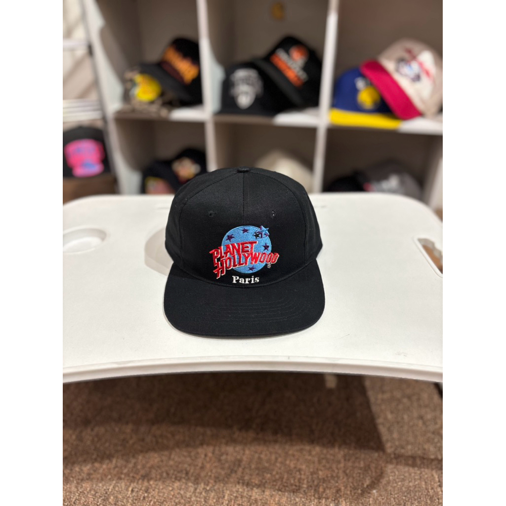 หมวกวินเทจ Snapback Planet Hollywood Paris