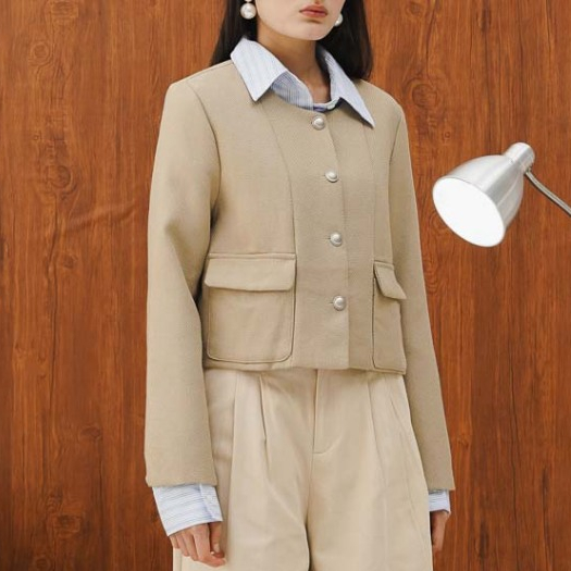 This Is April Womens Long Sleeve Croptop Blouse Top Priscila Top Taupe 60018800