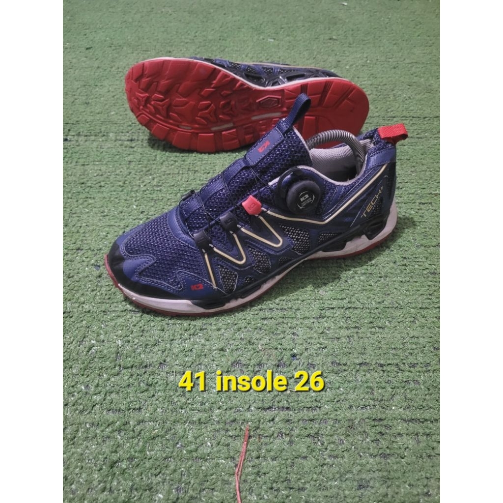 รองเท้ากลางแจ้ง s41 k2