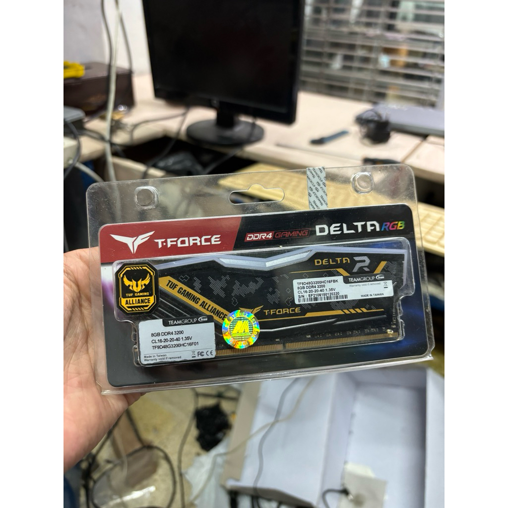แรมทีม t-force delta rgb 8gb 3200Mhz