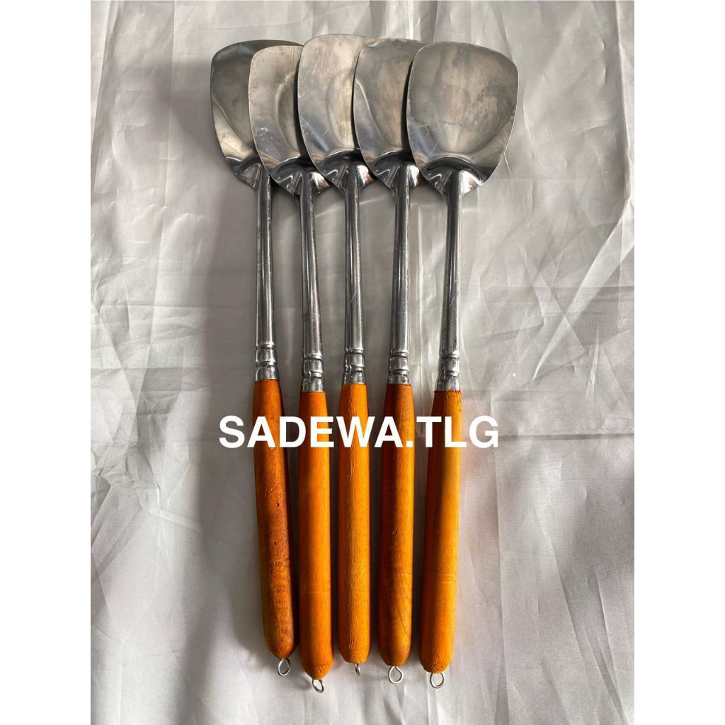 WOODEN SPATULA WITH WOODEN HANDLE / SPATULA