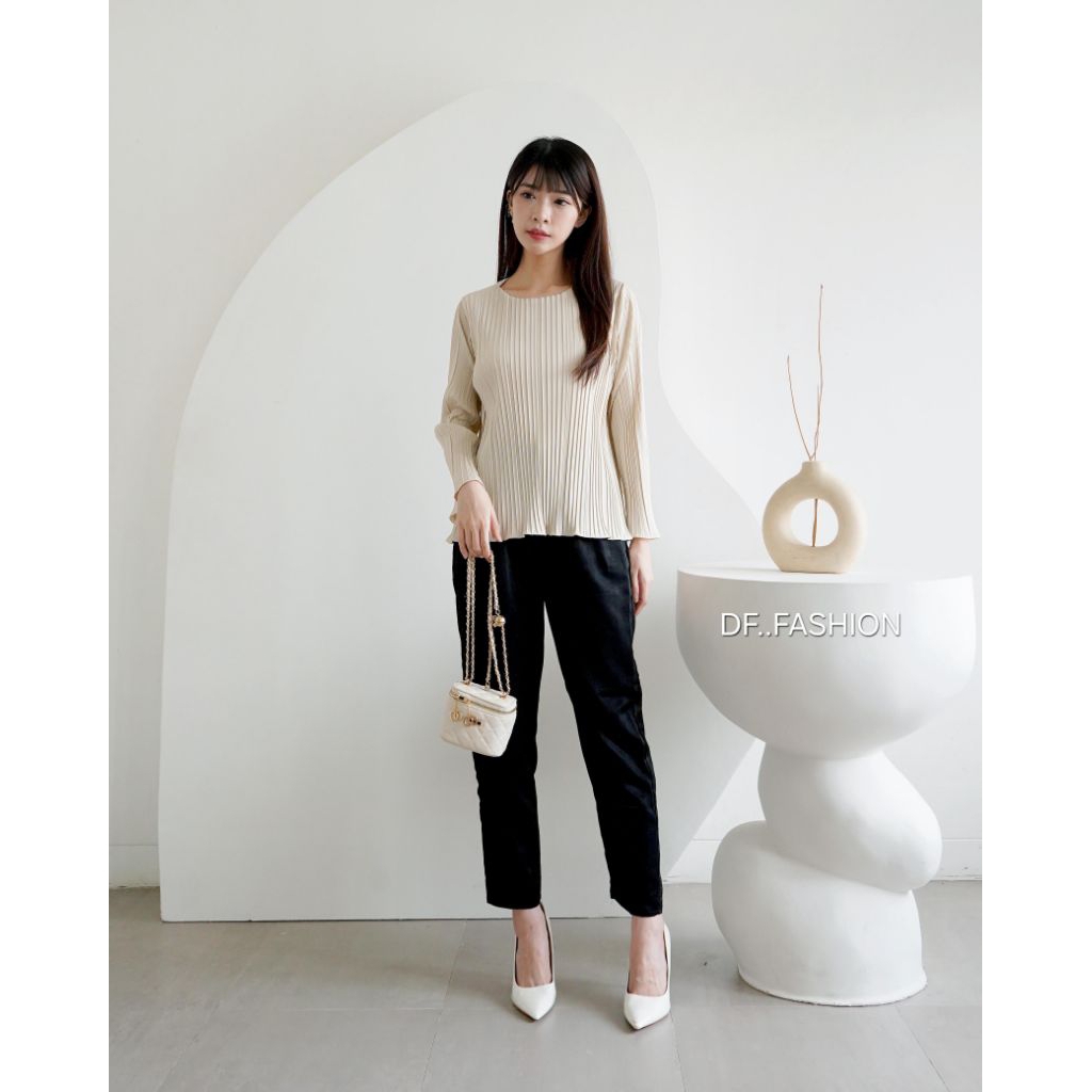 เสื้อแขนยาวหยัก BB จีบด้านบน | เสื้อพลีทแขนยาว | เสื้อพลีท BB รุ่นใหม่ล่าสุด