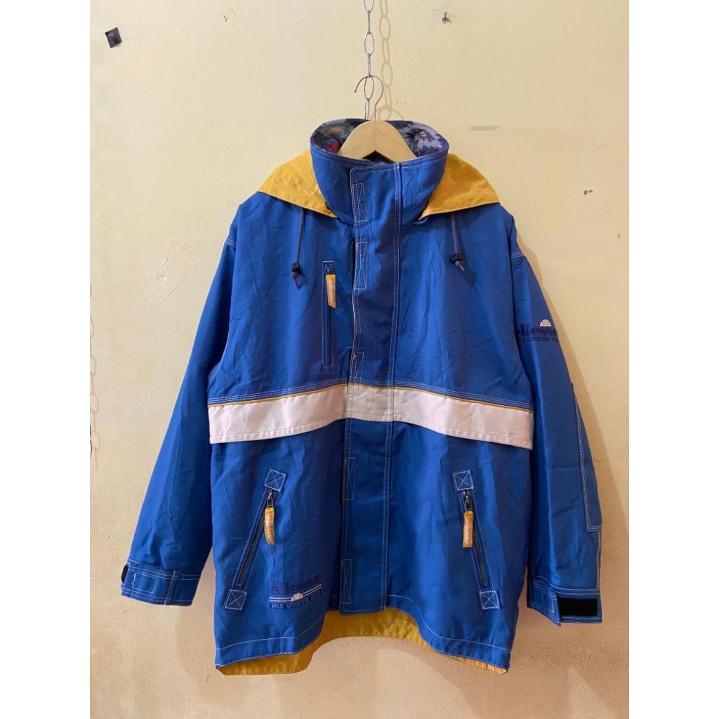 เสื้อฮู้ด Ellesse***