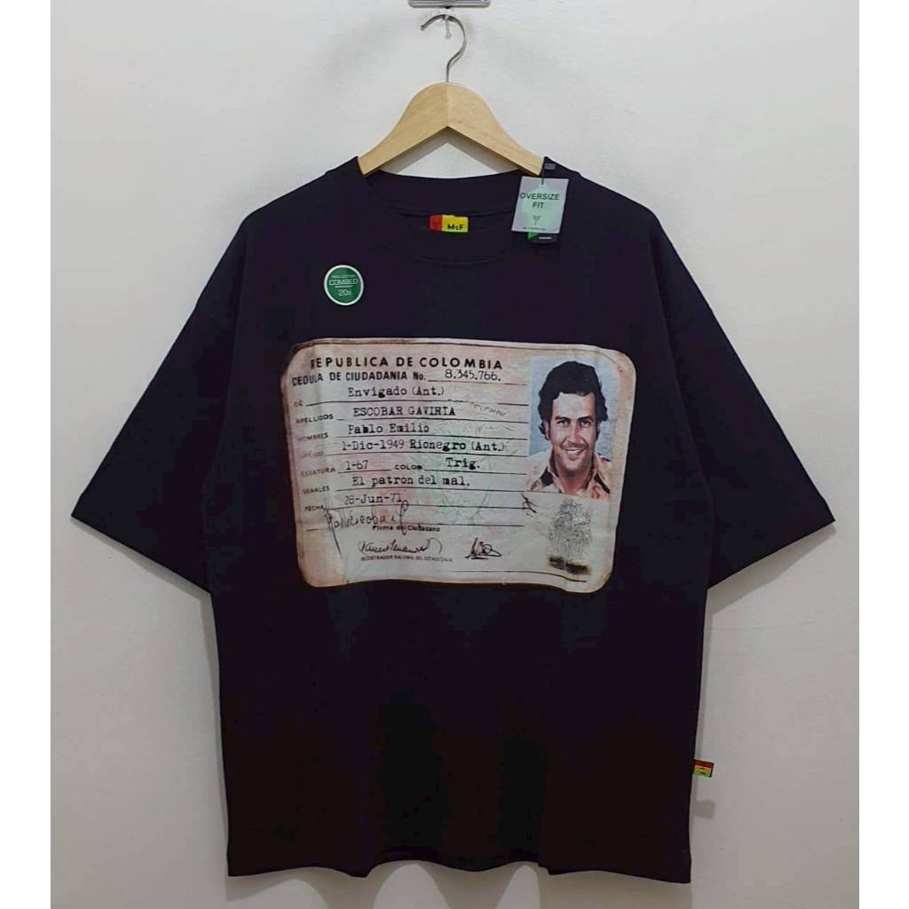 PABLO ESCOBAR ID CARD เสื้อยืด OVERSIZE สีดํา