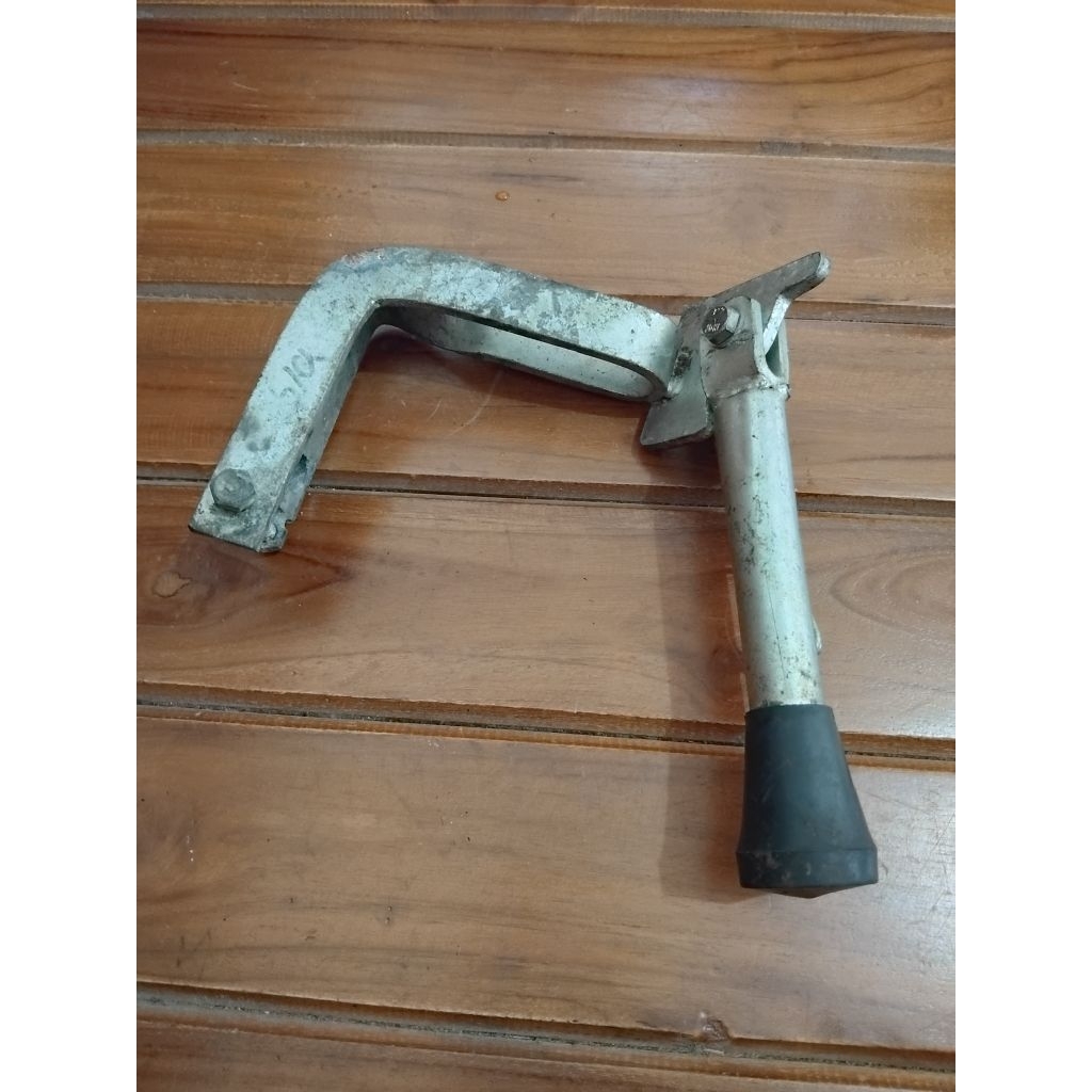 ขาตั้งข้าง vespa px150 สุดพิเศษ