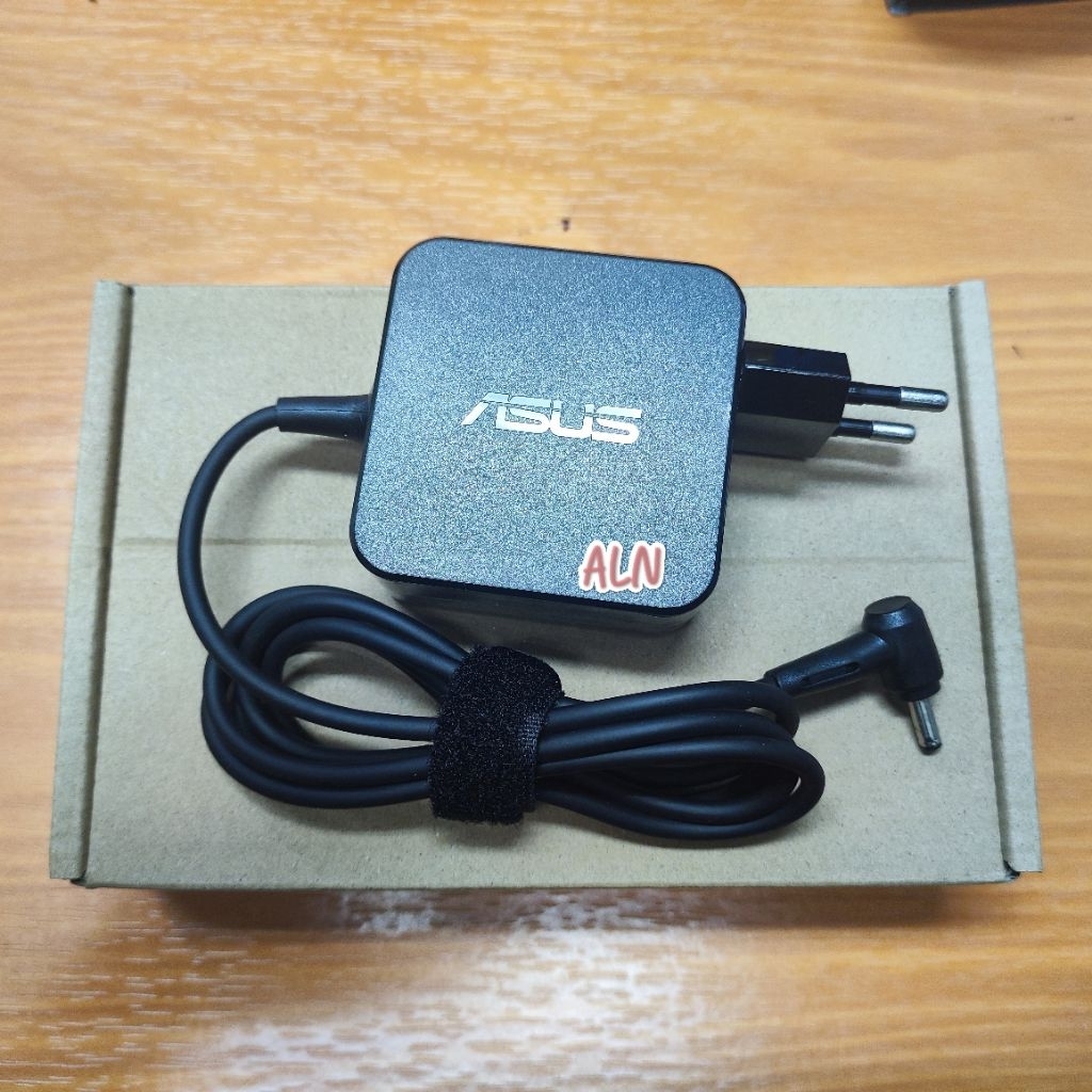 อะแดปเตอร์ชาร์จแล็ปท็อป ASUS ของแท้ ADP-45BW A, ADP-45DW A, ADP-45DW Z, ADP-45BW B, ADP-45DW C 19V 2