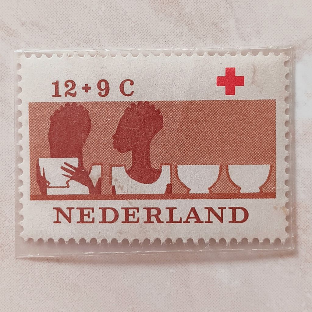 (AD) แสตมป์ดัตช์ 1963 Red Cross - 1963 - เด็กพร้อมถ้วยซุป 12+9 cent Mint
