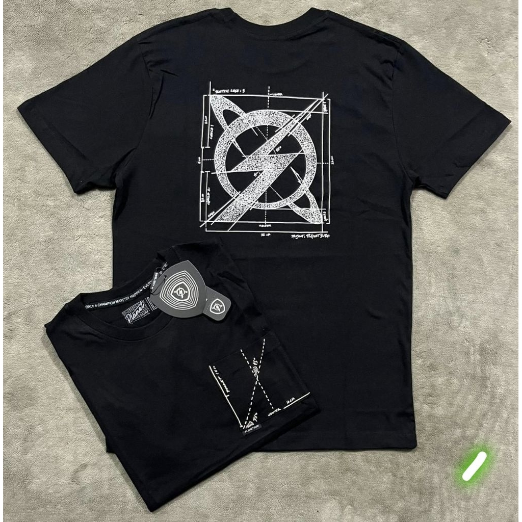 เสื้อยืด AMD 911 PLANET SURF สีดํากระเป๋าแขนสั้น