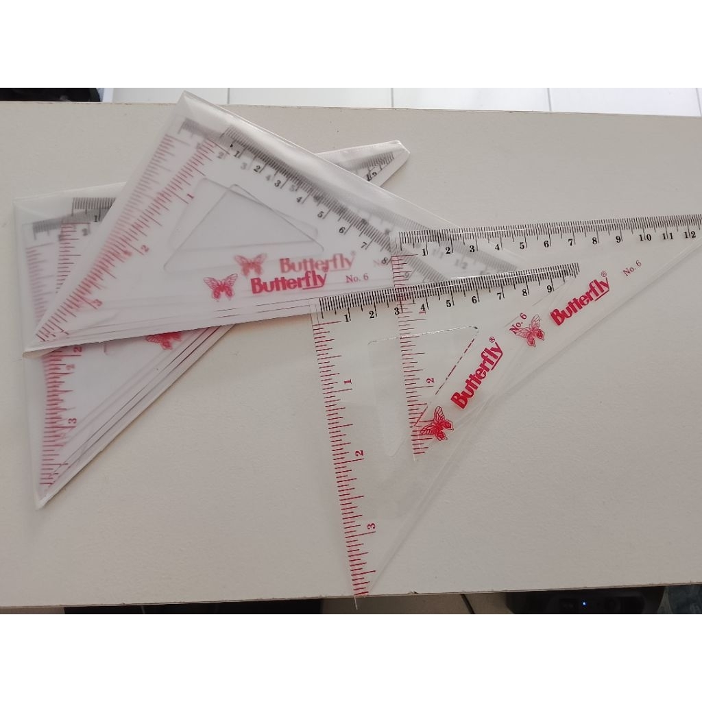 TRIANGLE BUTTERFLY RULER