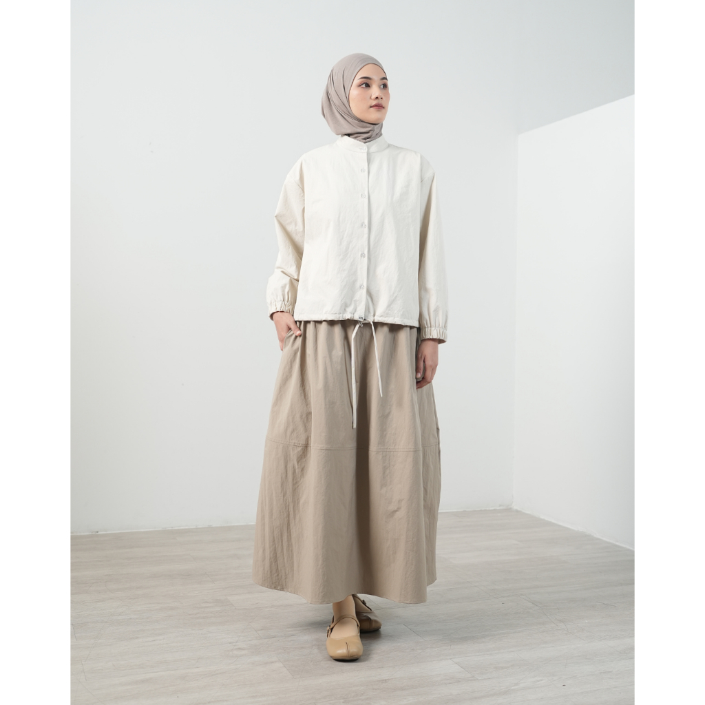 Masirganine - เสื้อ Gumi