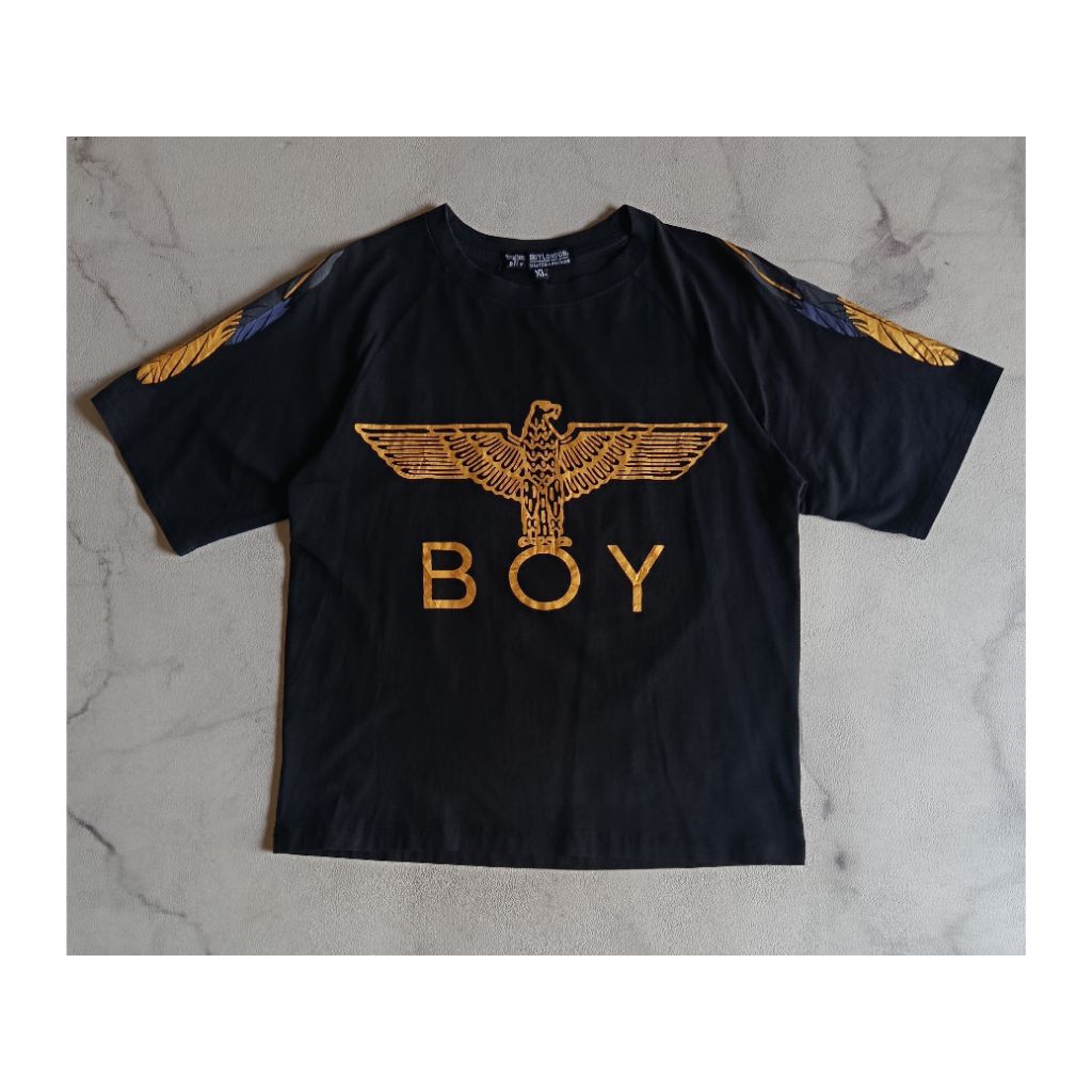 เสื้อยืด BOY LONDON UNITED KINGDOM