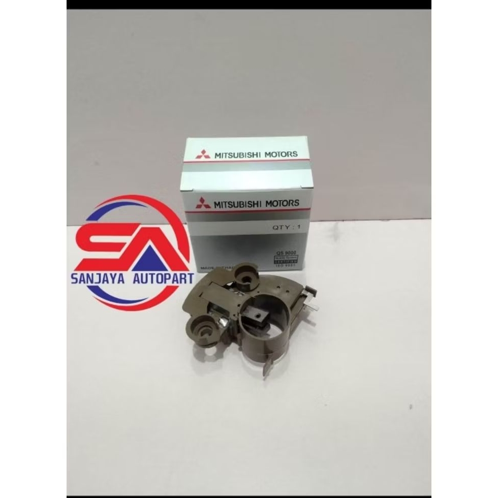 IC REGULATOR IC DYNAMO CAS MITSUBISHI COLT T120SS OLD A886T-05471