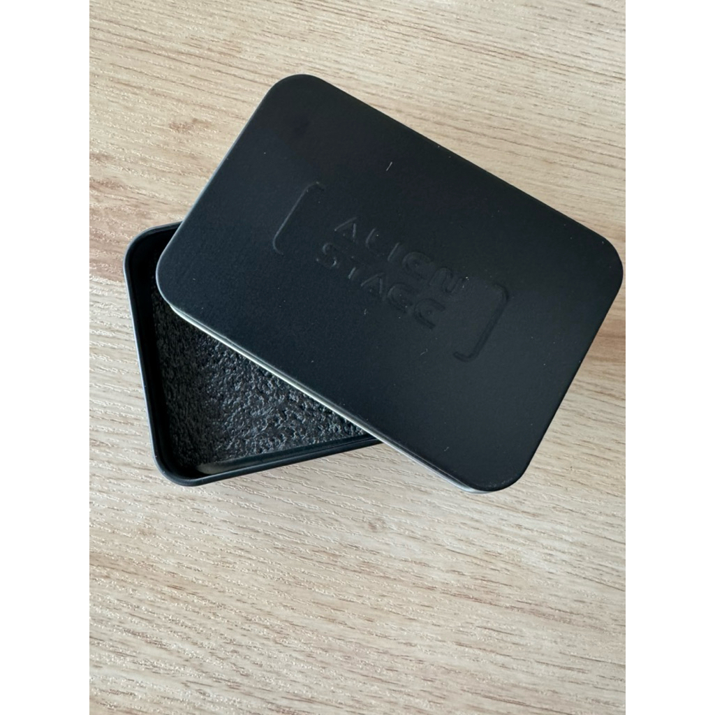 มนุษย์ต่างดาวอย่างเป็นทางการเวทีtincase alnst aliensage tincan tin case pc photocard ivantil mizi su