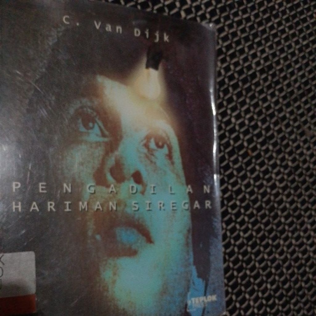 Siregar Hariman Court โดย C Van Dijk 2000