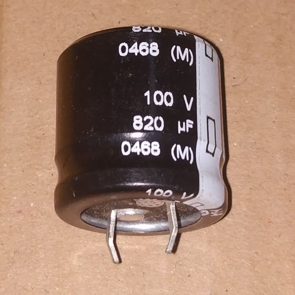 C Elco Elko 820uF 100V 820 uF 100 V