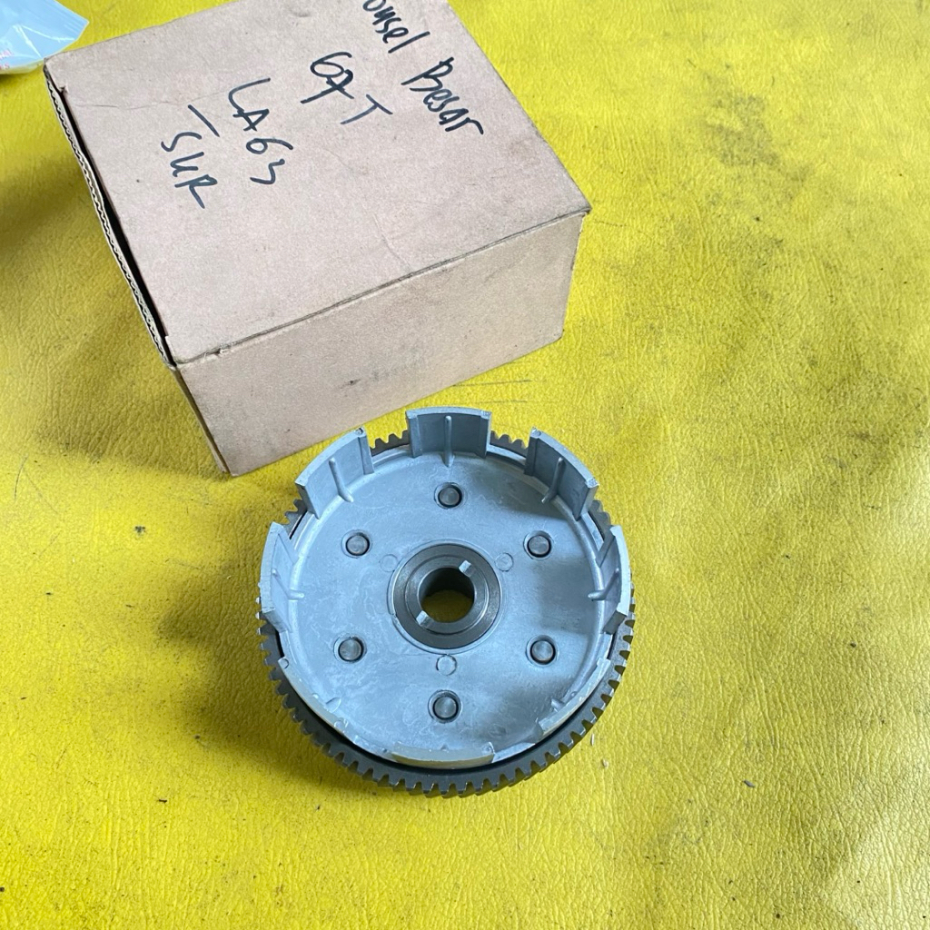 ที่อยู่อาศัยคลัช Kawasaki G7T G7 KH100 NOS