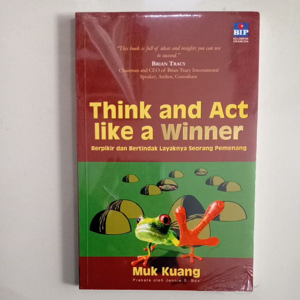 หนังสือที่คิดและตอบแทนโดย MUK KUANG