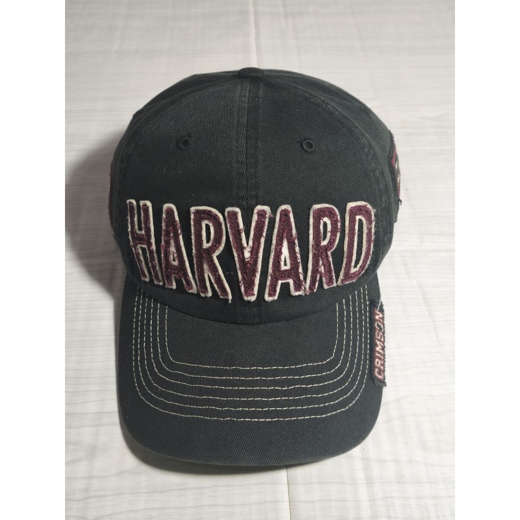 หมวกขาด Harvard Campus