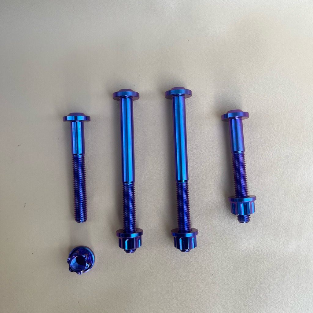 MESIN TIGER TLR TITANIUM น็อตยึดเครื่องยนต์ Titanium Bolt เดิม Titanium Bolt
