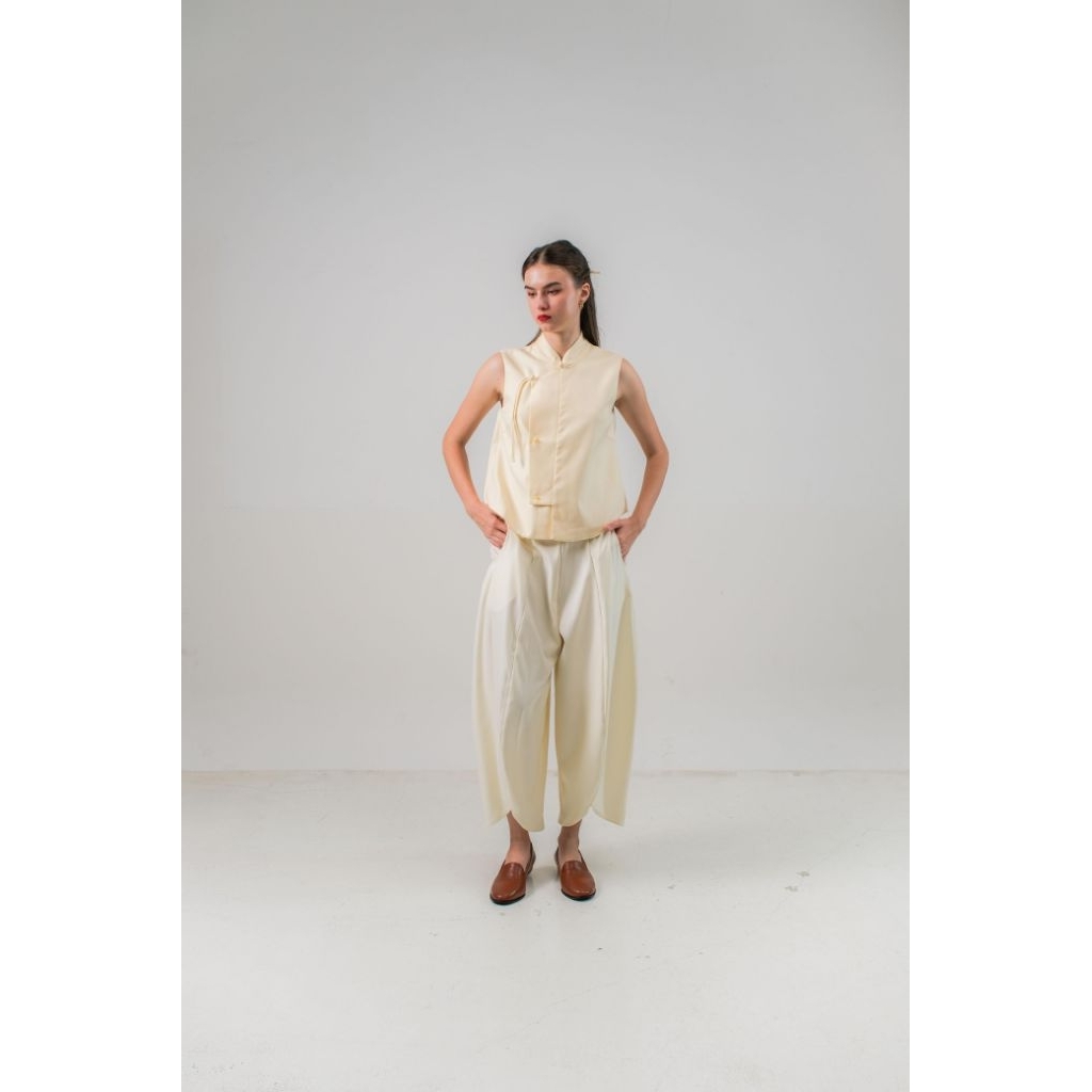 CARLA - AURIA BARREL PANT / กางเกงรุ่น Barrel