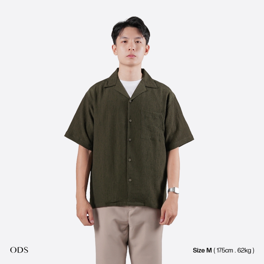 ODS เสื้อเชิ้ตแขนสั้นคอปกเปิด สีเขียวมะกอก