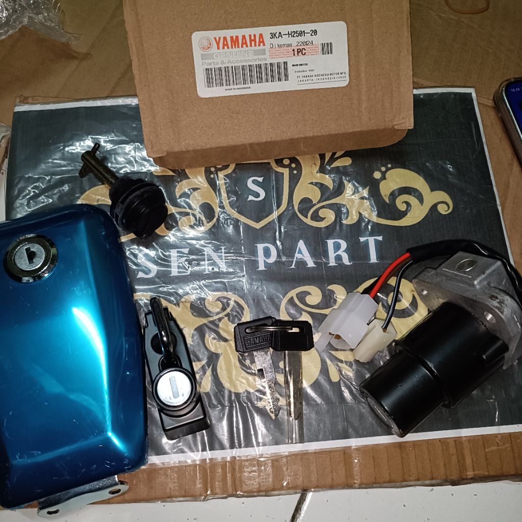 IGNITION KEY SET PLUS TANK CAP RX KING ใหม่ (3KA)