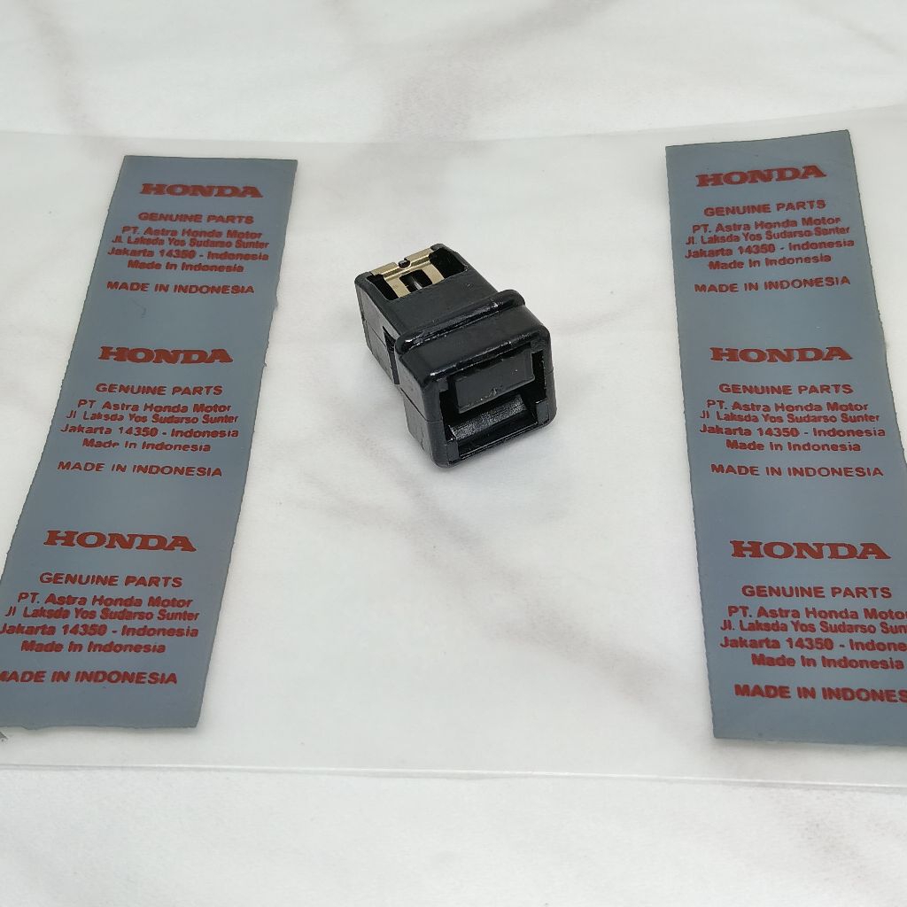 COD ตัวล็อคลิ้นชักสลัก Honda PCX 150 LED PCX 160 ADV 150 ADV 160 81142-K01-901