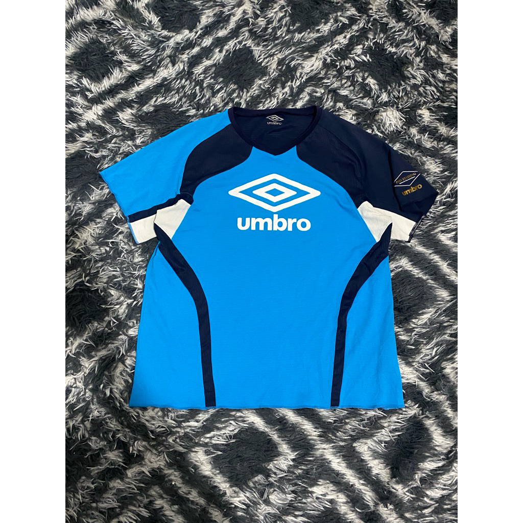 เสื้อฟุตบอลเทมเพลต Umbro